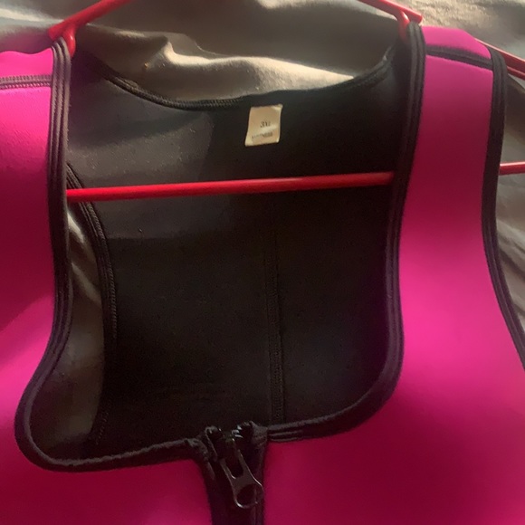 Sweat vest - Picture 3 of 3